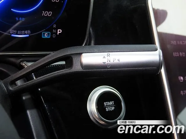 Mercedes-Benz EQS — Фото автомобиля 11