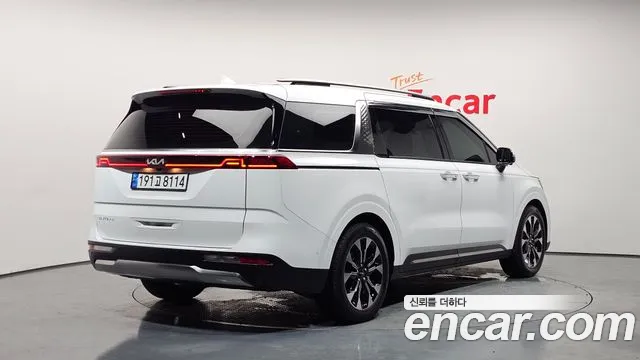 Kia Canival Carnival 4 поколение Дизель 7 мест Signature — Фото автомобиля 2