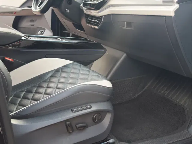 Volkswagen ID.6 Crozz — Фото автомобиля 8