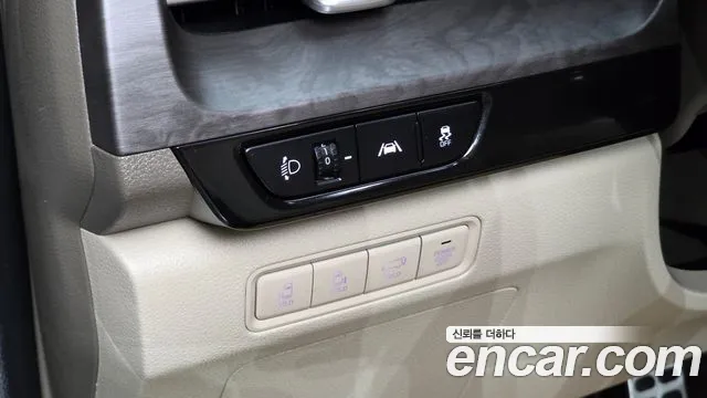 Kia Carnival 4th Gen — Фото автомобиля 21