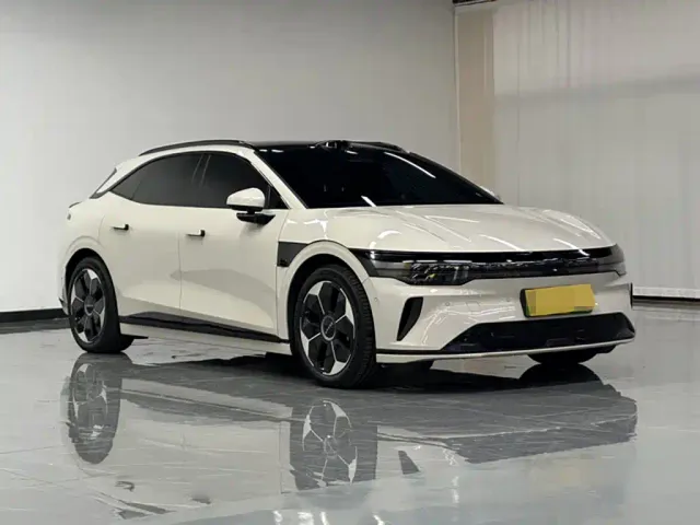 Zeekr 007 GT — Фото автомобиля 3