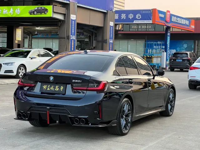 BMW 3 Series — Фото автомобиля 16