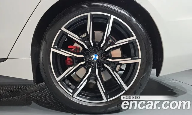 BMW 4 Series G22 — Фото автомобиля 5