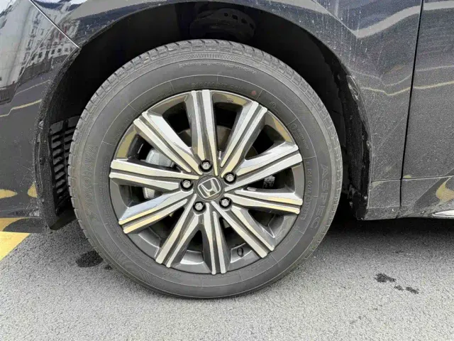 Honda Odyssey — Фото автомобиля 22