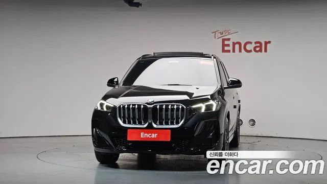 BMW X1 U11 — Фото автомобиля 2