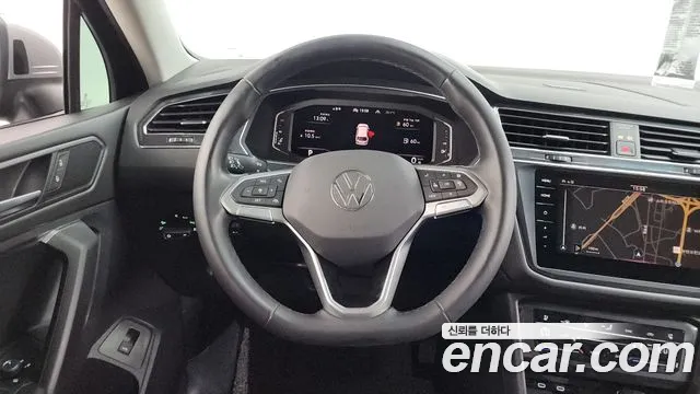 Volkswagen Tiguan — Фото автомобиля 13