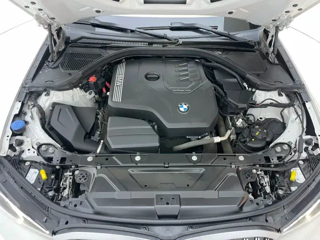 BMW 3 Series — Фото автомобиля 30