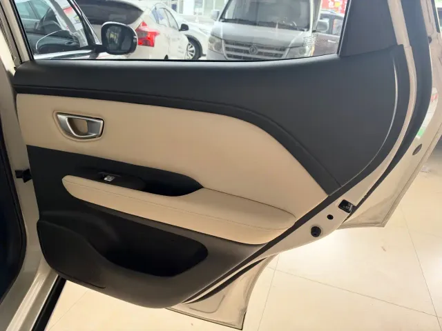 Wuling Binguo PLUS — Фото автомобиля 27
