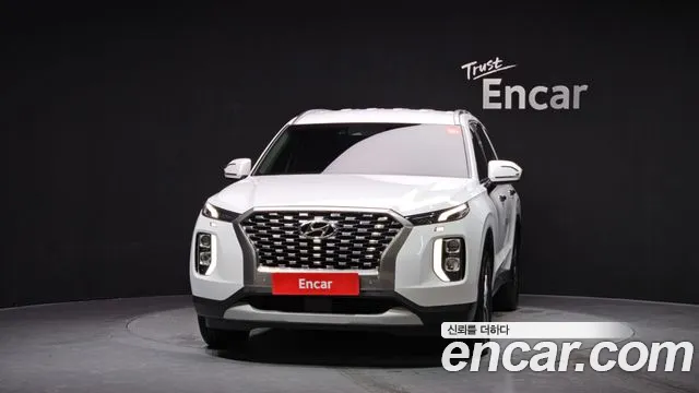 Hyundai Palisade Palisade Дизель 2.2 2WD — Фото автомобиля 3