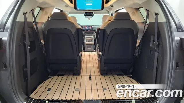Kia Canival Новый Carnival 4 поколение Дизель 9 мест Hi-Limousine (Спецкузов) — Фото автомобиля 19