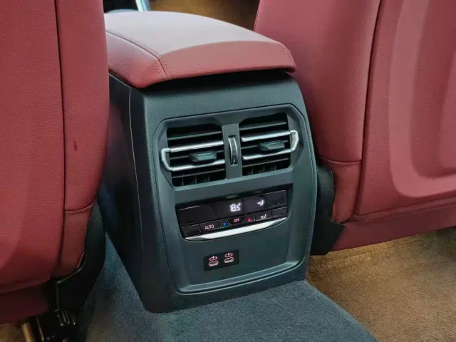 BMW 3 Series — Фото автомобиля 16