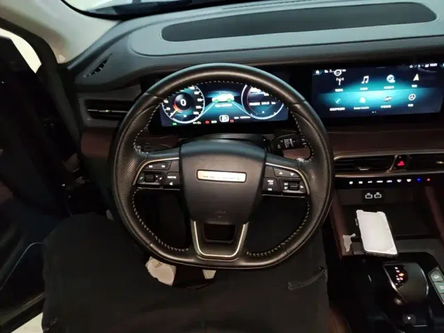 Jetour X90 Plus — Фото автомобиля 10