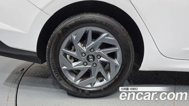 Hyundai AVANTE Новый Avante (CN7) — Фото автомобиля 21