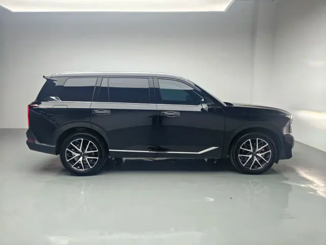 GAC Trumpchi GS8 — Фото автомобиля 3