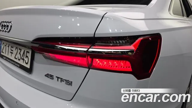 Audi A6 C8 — Фото автомобиля 8