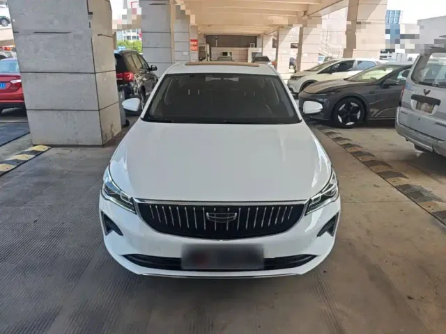 Geely Emgrand — Фото автомобиля 2