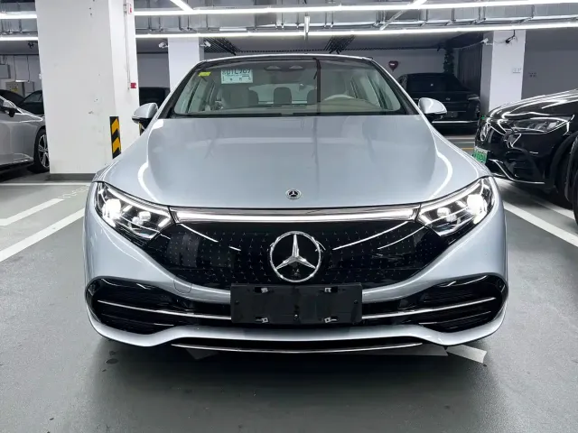 Mercedes-Benz EQS — Фото автомобиля 3