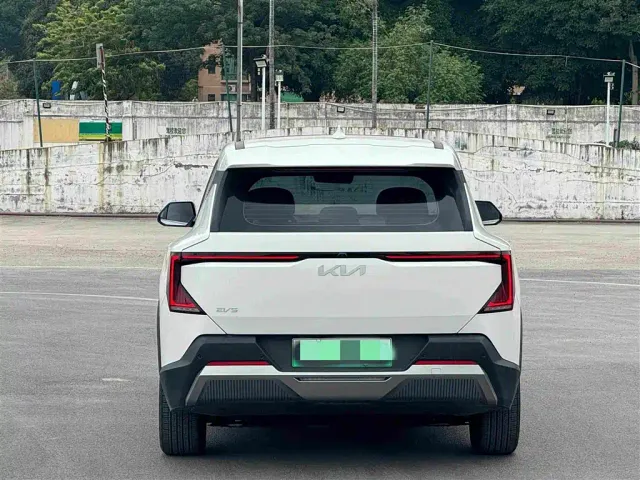 Kia EV5 — Фото автомобиля 9
