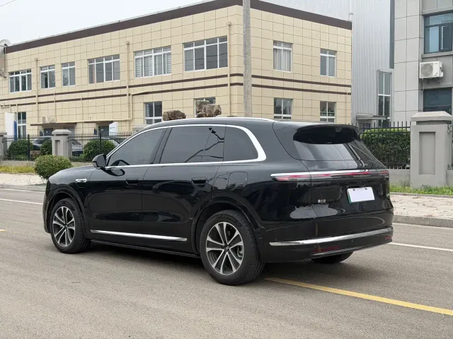 Aito M7 — Фото автомобиля 4