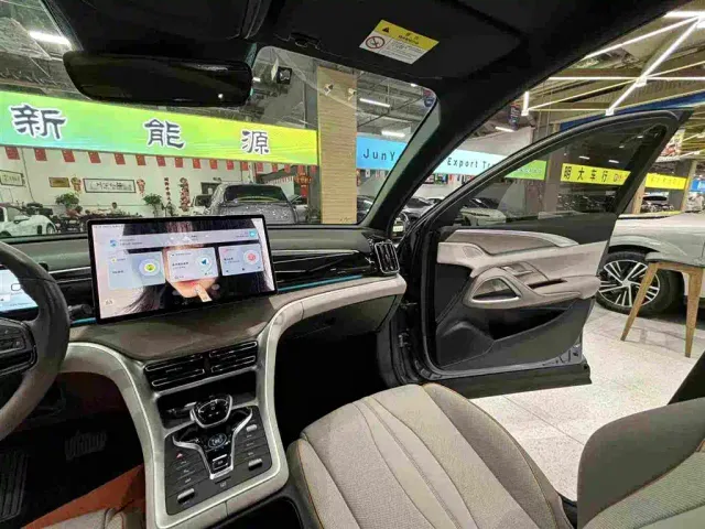 BYD Song Pro — Фото автомобиля 27