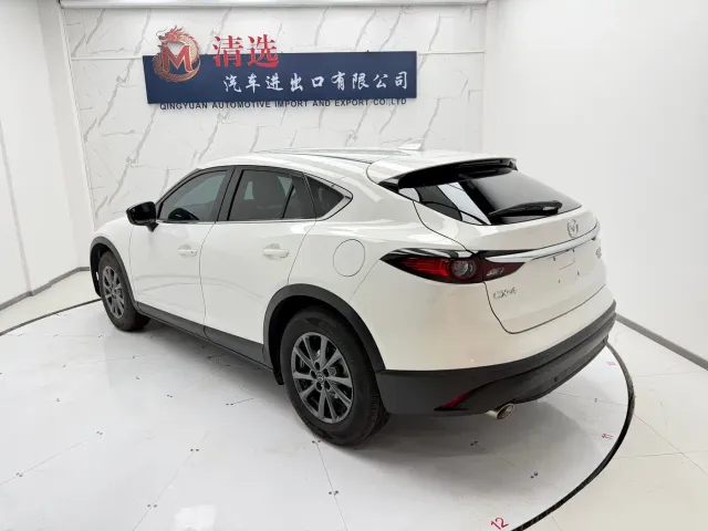 Mazda CX-4 — Фото автомобиля 4
