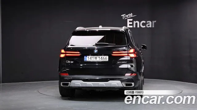 BMW X5 — Фото автомобиля 3