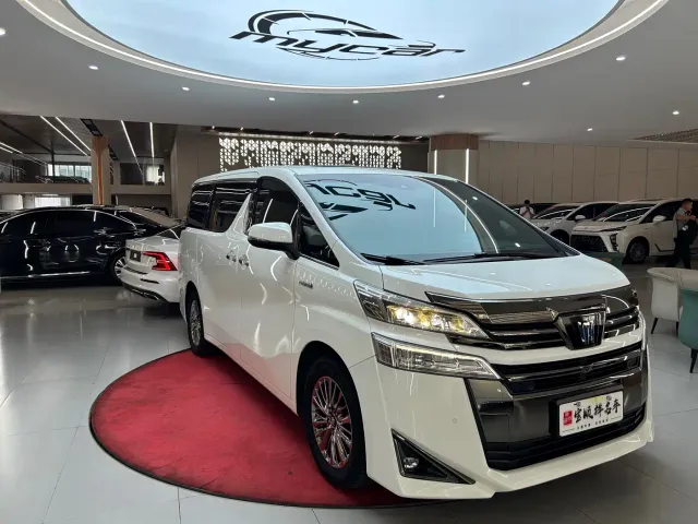 Toyota Vellfire — Фото автомобиля 3