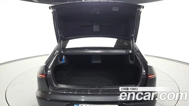Hyundai Grandeur GN7 — Фото автомобиля 26