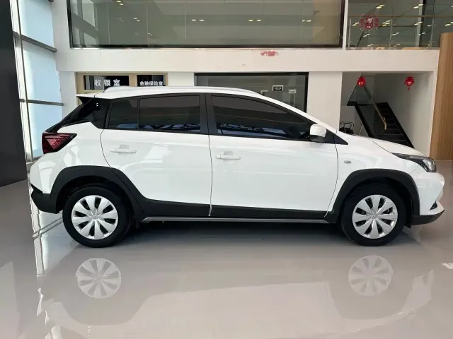 Toyota YARiS L Zhi Xuan — Фото автомобиля 6