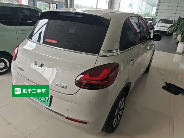 Wuling Bingo — Фото автомобиля 6