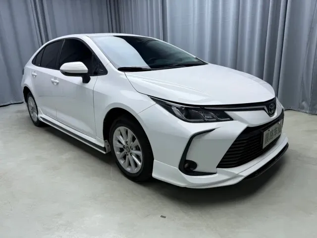 Toyota Corolla — Фото автомобиля 3