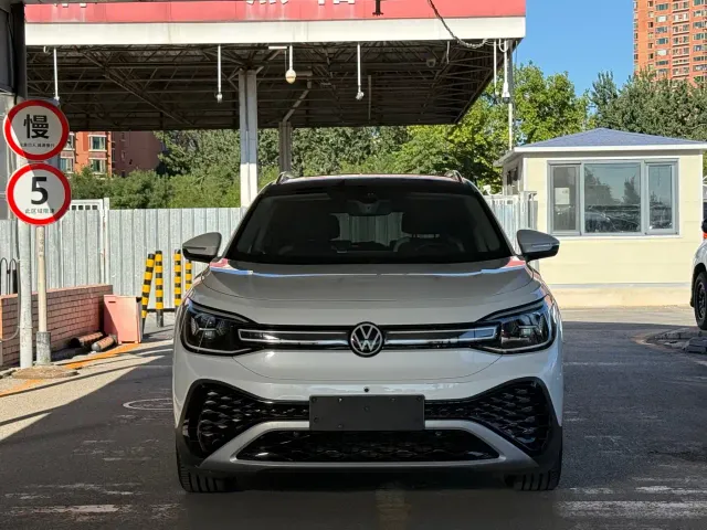 Volkswagen ID.6 Crozz — Фото автомобиля 2