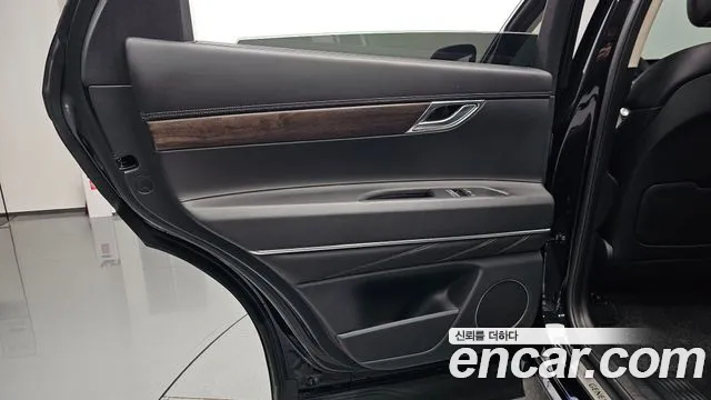 Genesis GV80 3.5T Бензин AWD — Фото автомобиля 17