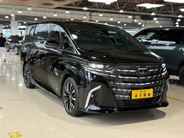 Toyota Alphard 2024 Hybrid 2.5L Prestige Edition — Фото автомобиля 3