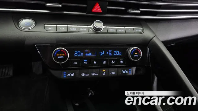 Hyundai Avante CN7 — Фото автомобиля 16