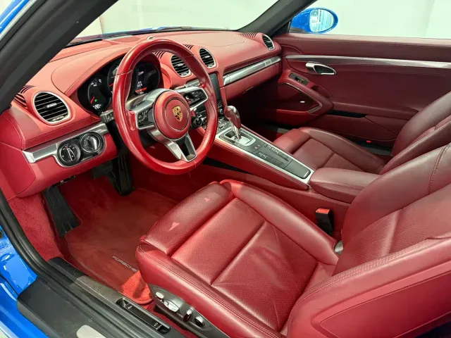 Porsche 718 — Фото автомобиля 4