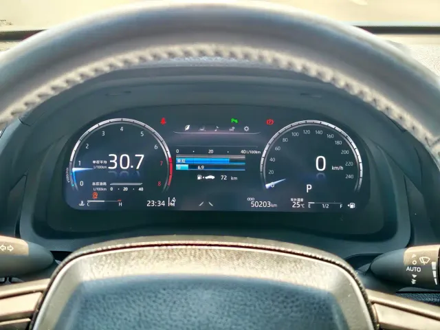 Toyota Camry — Фото автомобиля 11
