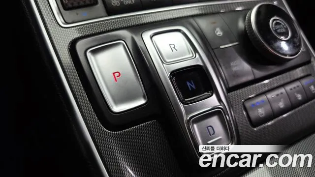 Hyundai Santafe — Фото автомобиля 9