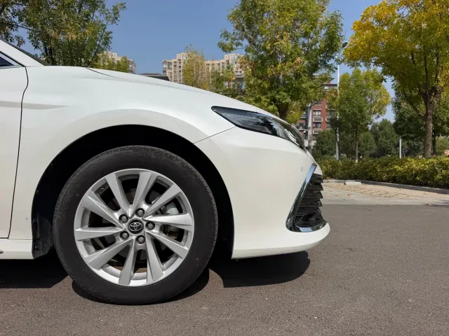 Toyota Camry — Фото автомобиля 4