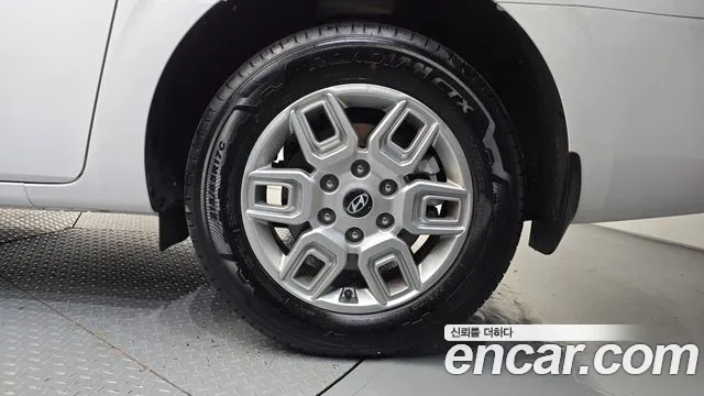 Hyundai Staria New — Фото автомобиля 6