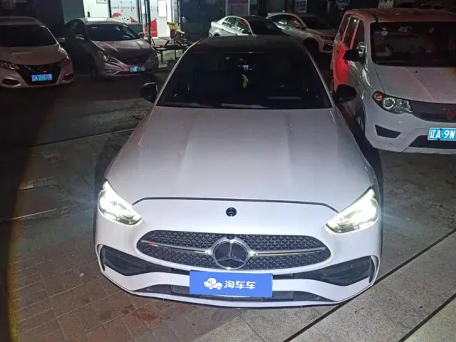 Mercedes-Benz C-Class — Фото автомобиля 2