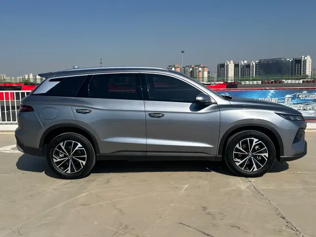 BYD Song Pro — Фото автомобиля 4