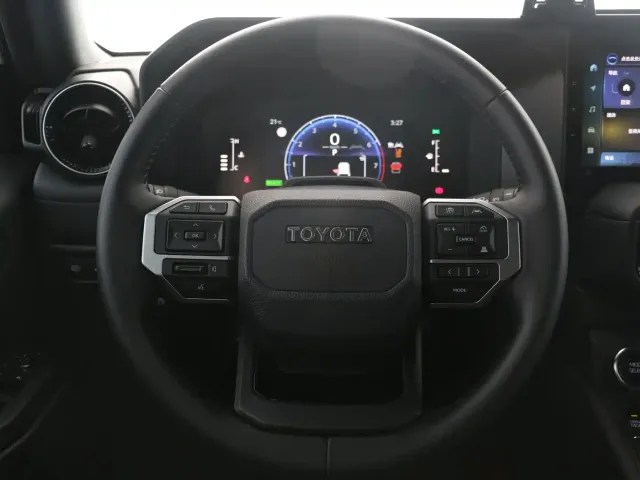 Toyota Prado — Фото автомобиля 5