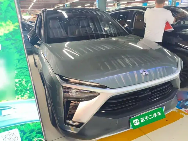 Nio ES8 — Фото автомобиля 3