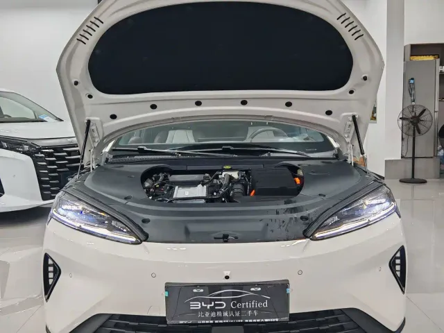 BYD Seal 07 DM-i — Фото автомобиля 3