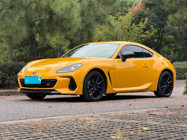 Фотография автомобиля — Subaru BRZ
