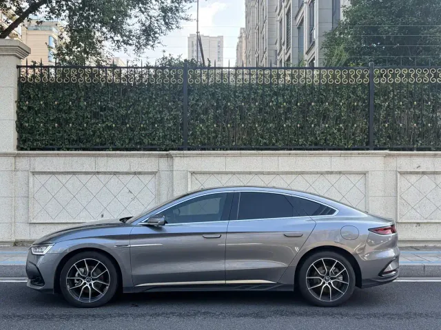 BYD Han — Фото автомобиля 3