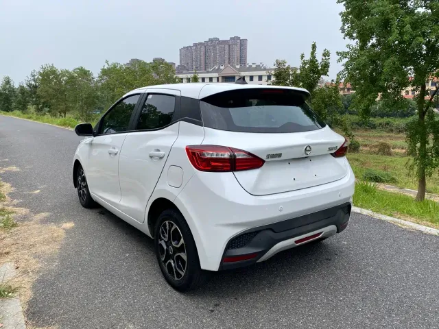 JMEV EV3 — Фото автомобиля 7