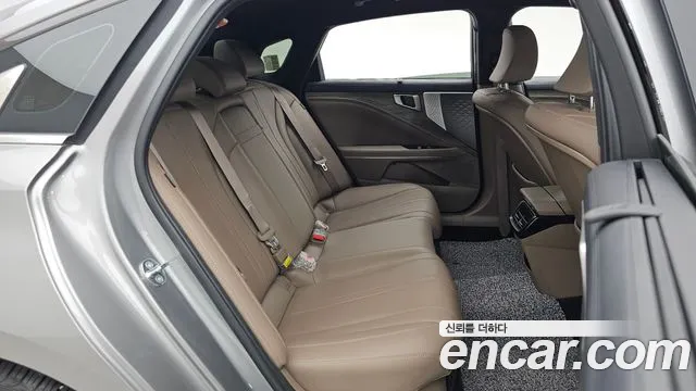 Kia K8 K8 Hybrid — Фото автомобиля 12