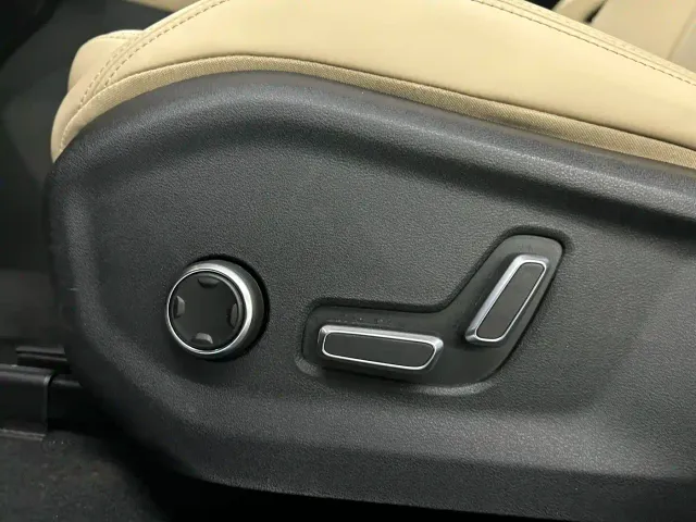 Geely Xingyue L — Фото автомобиля 15